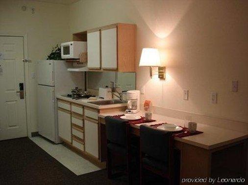 Intown Suites Extended Stay Austin Tx - Research Blvd Jollyville 客房 照片